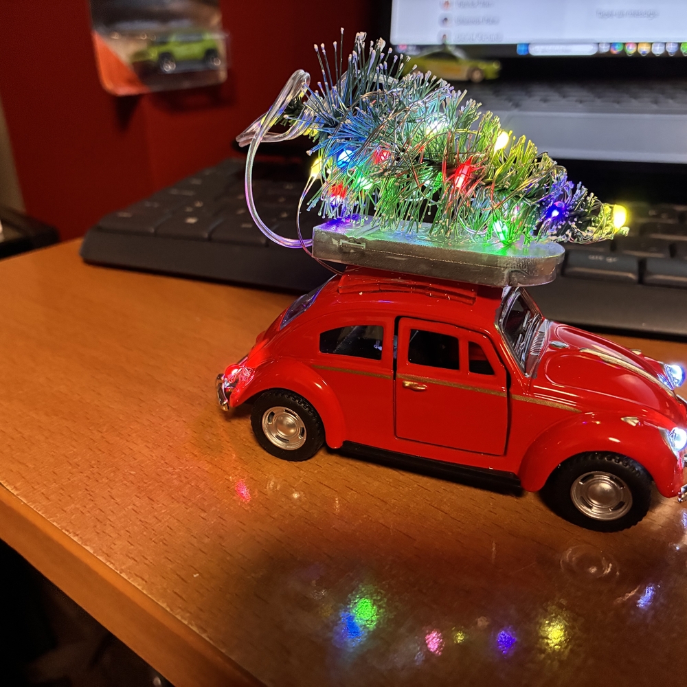 Festive Red Car with LED Christmas Tree - Picture 4 of 6